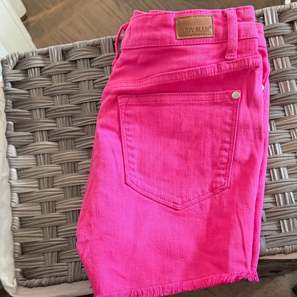 Judy Blue Vibrant Hot Pink Frayed Hem Jean Shorts - Picture 2 of 3